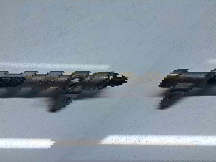 Rampa injectoare Opel Zafira C (E75) Combi [Fabr 2011-2017] 55576177 / 0445214221 2.0 CDTI A20DT 121KW / 165CP