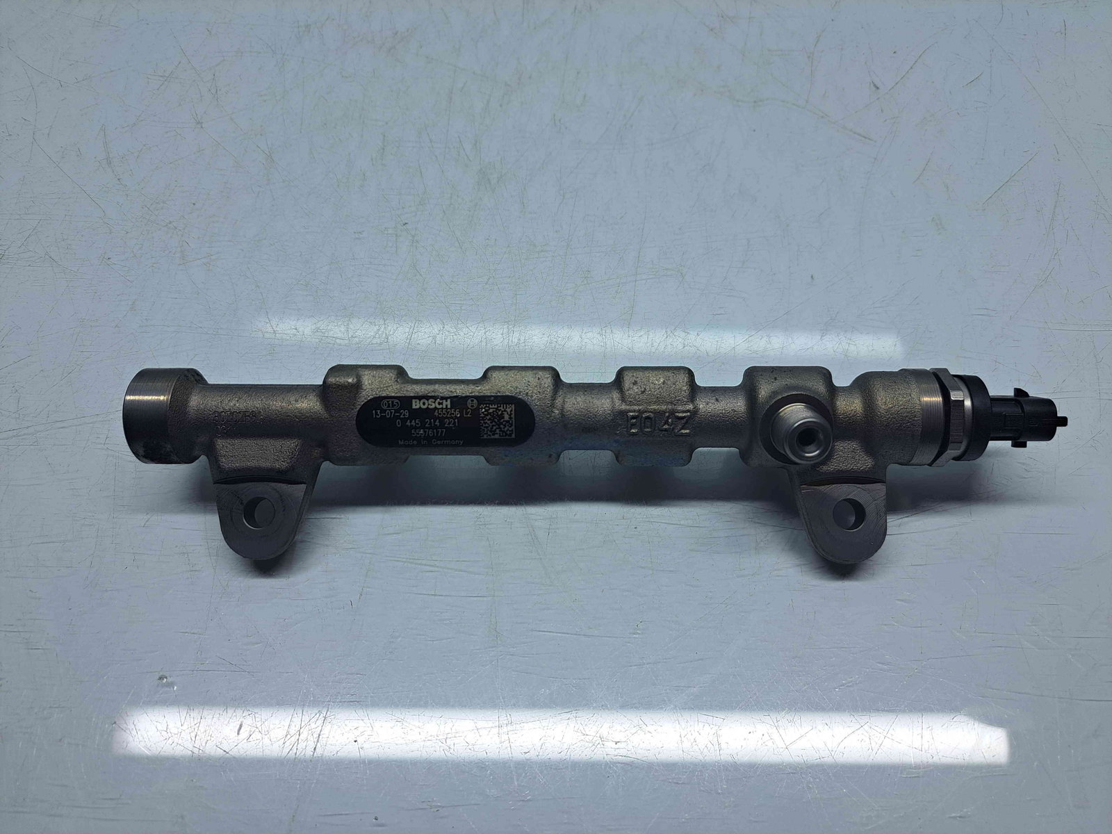 Rampa injectoare Opel Zafira C (E75) Combi [Fabr 2011-2017] 55576177 / 0445214221 2.0 CDTI A20DT 121KW / 165CP - imagine 1