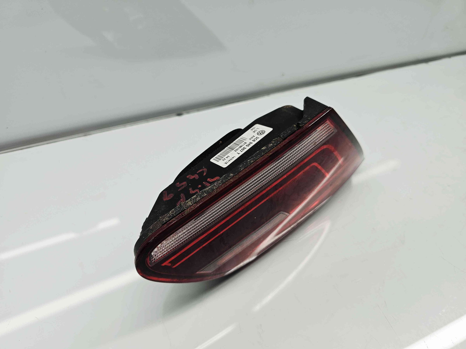 Stop haion stanga Volkswagen Passat CC (358) Facelift [Fabr 2012-2016] 3C8945307T - imagine 3