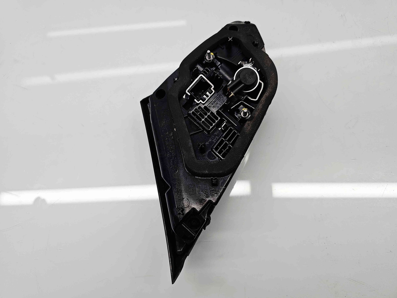 Stop haion stanga Volkswagen Passat CC (358) Facelift [Fabr 2012-2016] 3C8945307T - imagine 6