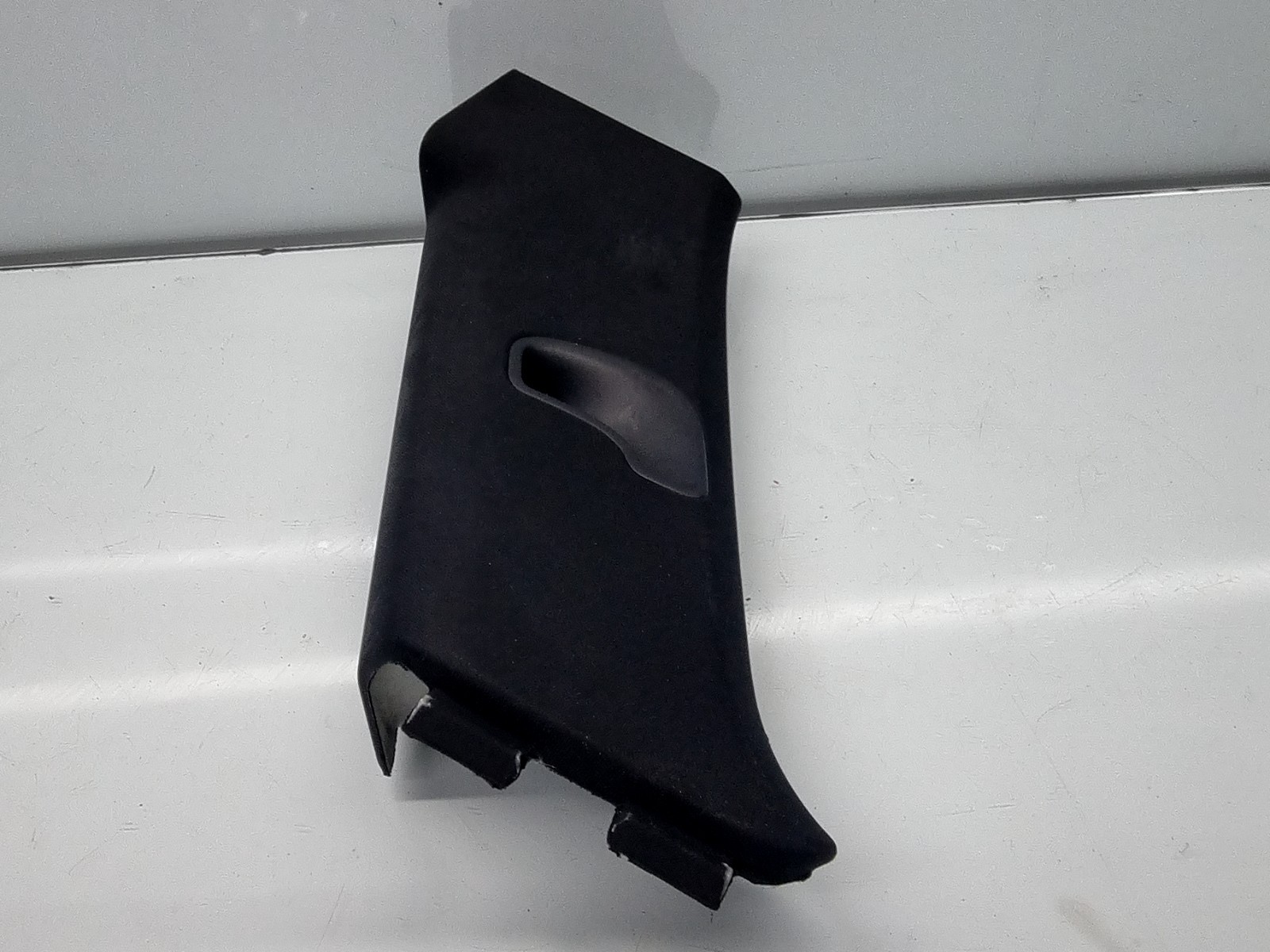 Ornament stalp PORSCHE Cayenne (92A) [Fabr 2010-2017] 7P5867242M 3.0 TDI CRCA 180KW / 245CP - imagine 2