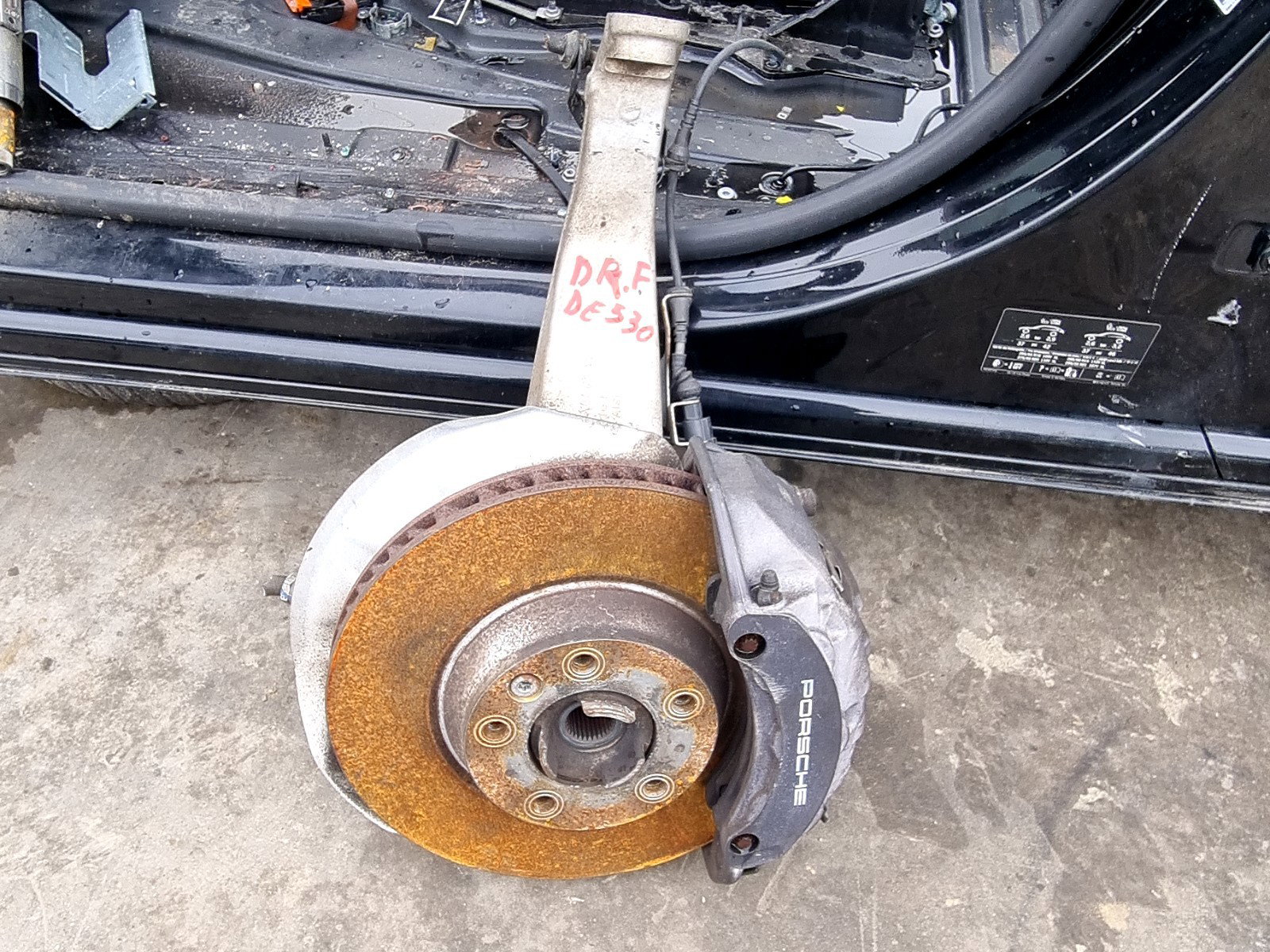 Fuzeta fata dreapta PORSCHE Cayenne (92A) [Fabr 2010-2017] 3.0 TDI CRCA 180KW / 245CP - imagine 1