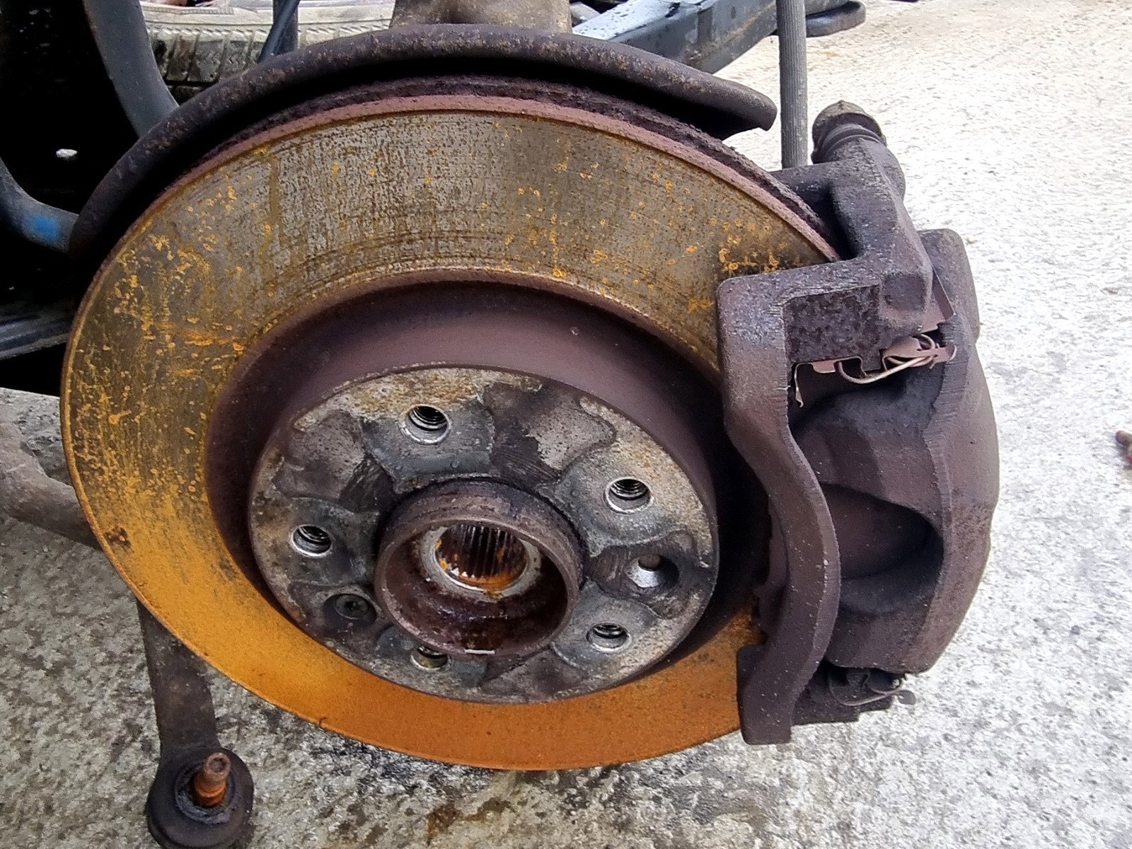 Fuzeta fata dreapta Nissan Qashqai (2) [Fabr 2013-2017] 1.5 DCI K9K 81KW / 110CP - imagine 1