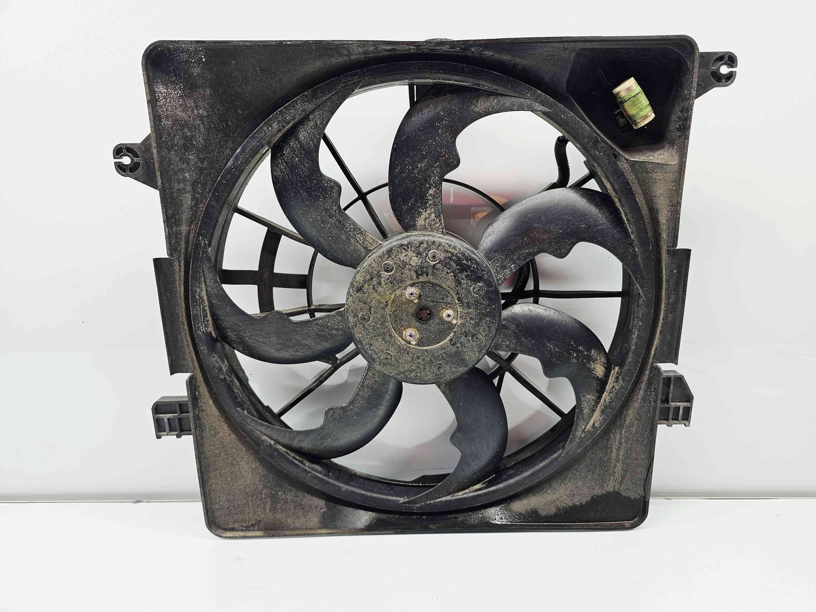 Electroventilator Hyundai i40 Wagon [Fabr 2012-2019] OEM 1.7 CRDI D4FD 100KW / 136CP - imagine 5