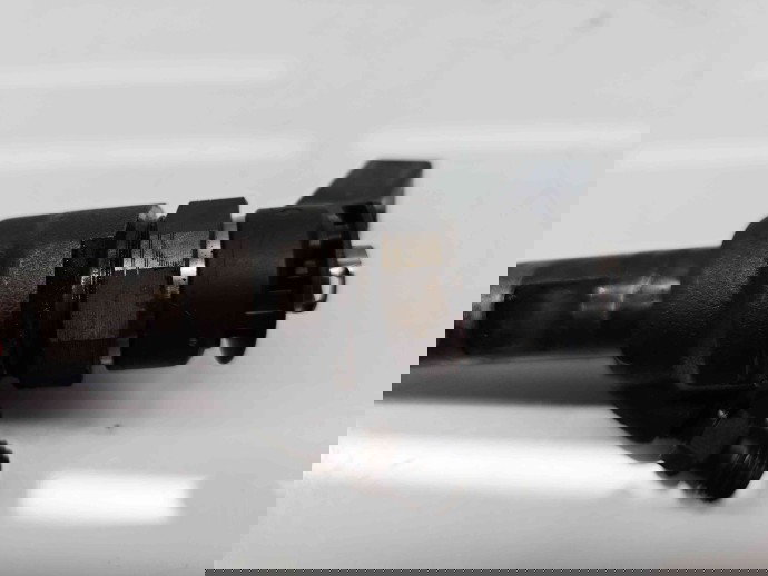 Injector Bmw 3 (E90) Facelift [Fabr 2005-2011] 7798446 2.0 N47D 105KW / 143CP