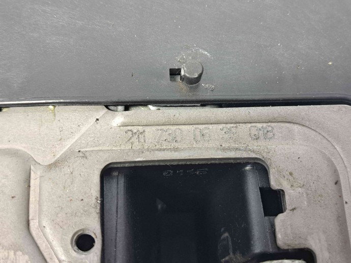 Broasca usa dreapta spate Mercedes Clasa E (W211) [Fabr 2002-2009] A2117300635
