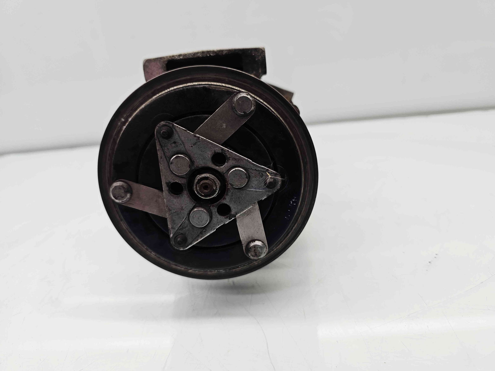 Compresor clima Citroen DS3 [Fabr 2009-2015] 9678656080 1.6 HDI DV6DTED 68KW / 92CP - imagine 4