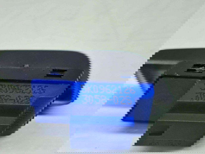  Buton blocare usi Volkswagen Golf 6 (5K1) [Fabr 2009-2013] 197 Negru obsidian