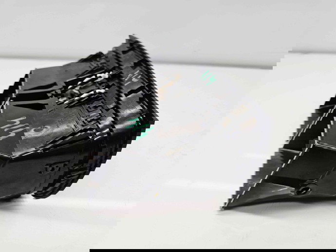  Grila aerisire centrala Skoda Fabia 2 (5J, 542) [Fabr 2007-2014] 5J0820951