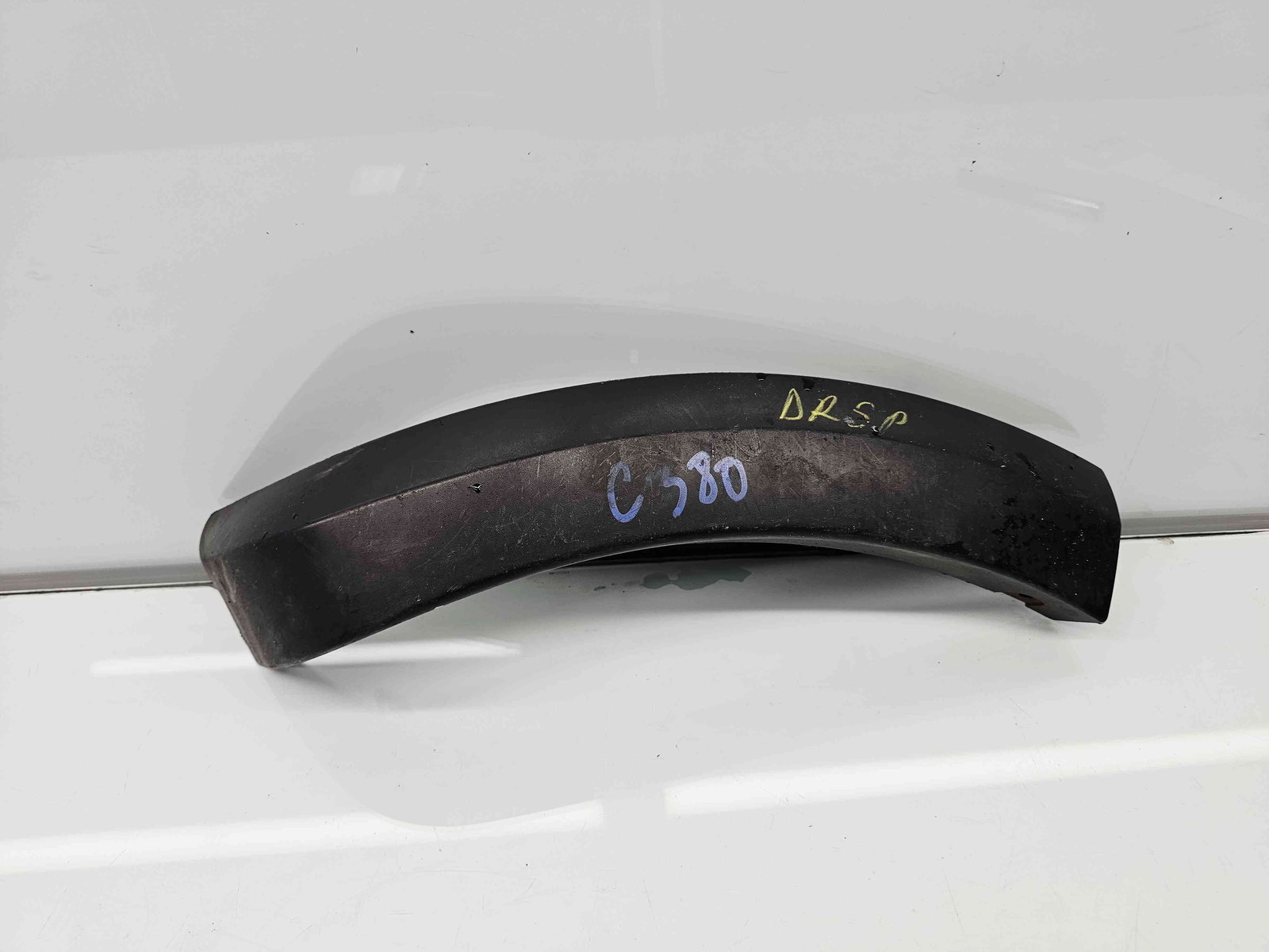 Ornament aripa dreapta spate Dacia Sandero 2 [Fabr 2012-prezent] 850762600R - imagine 1