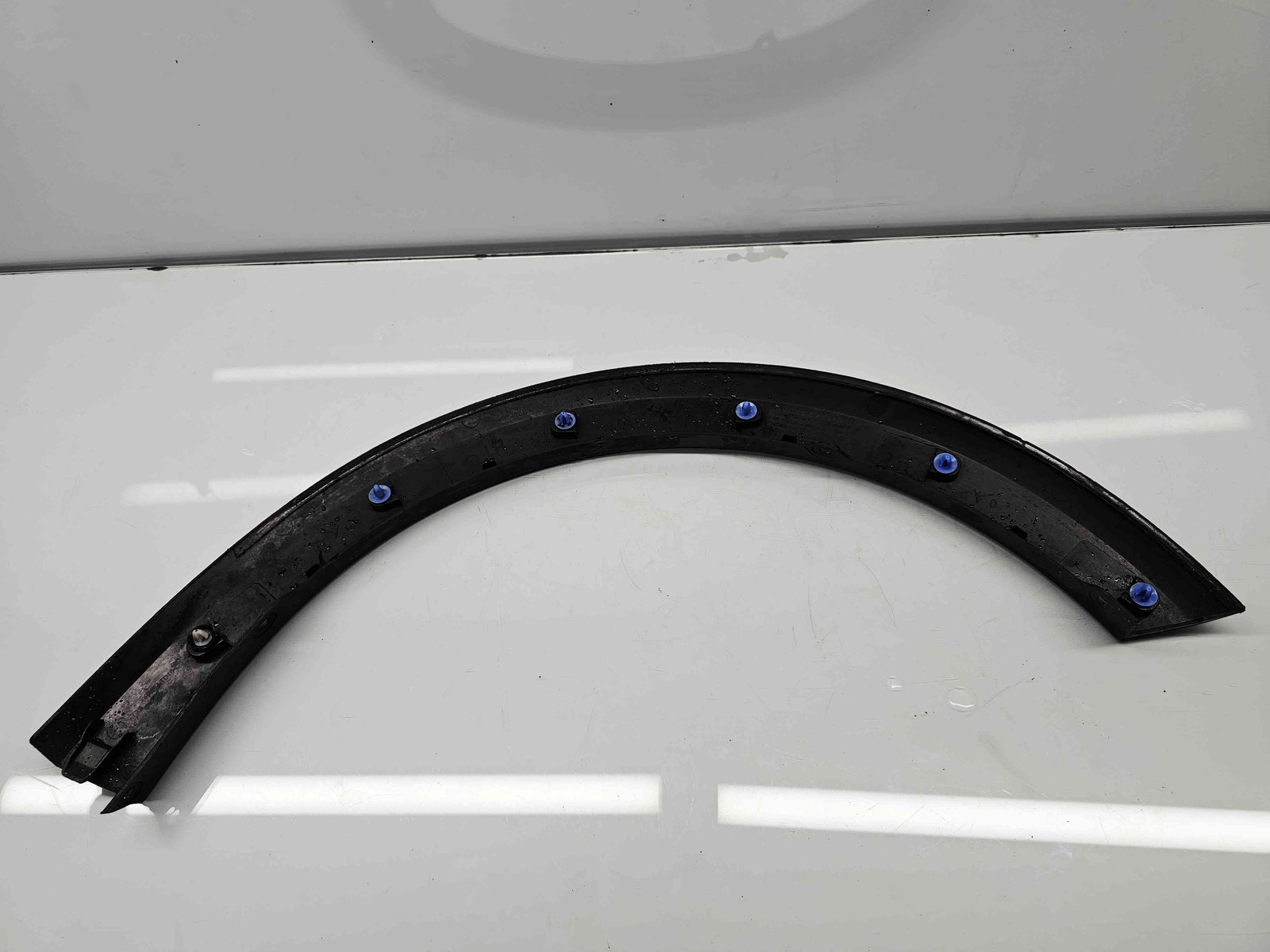 Ornament aripa stanga fata Dacia Sandero 2 [Fabr 2012-prezent] 638751431R - imagine 4