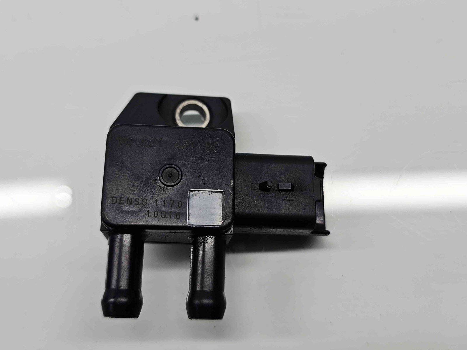 Senzor presiune Peugeot 2008 [Fabr 2013-prezent] 9662143180