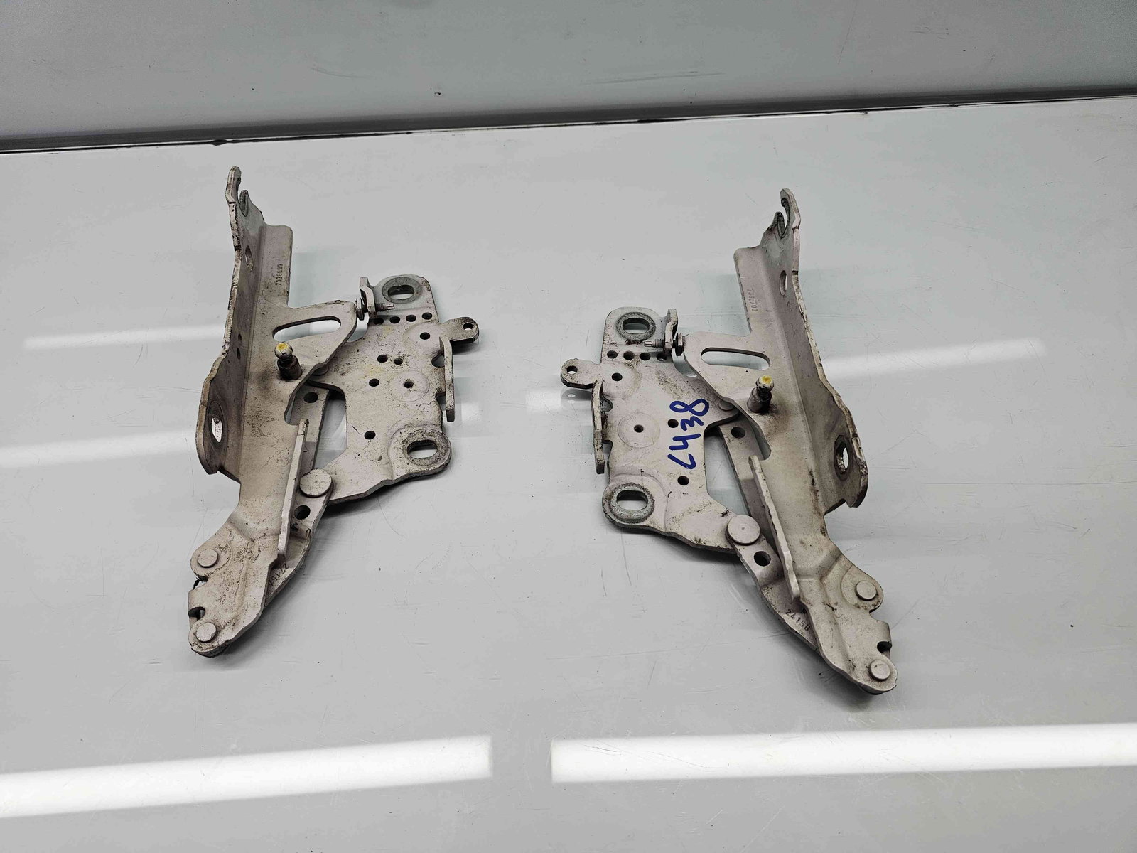 Set balamale capota Bmw 1 (F20) Facelift [Fabr 2011-2017] 300 Alpinweiss III - imagine 1