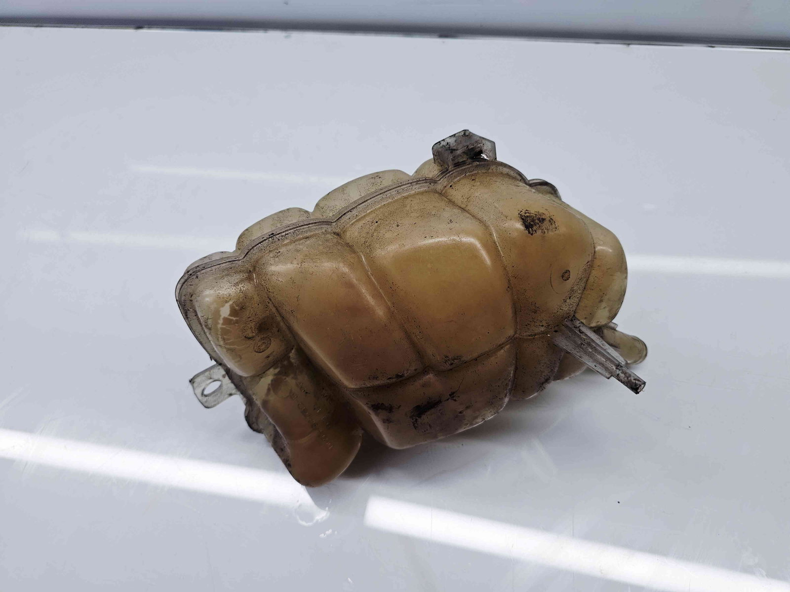 Vas expansiune Ford Mondeo 5 Hatchback [Fabr 2014-2022] DG93-8A080-B - imagine 3