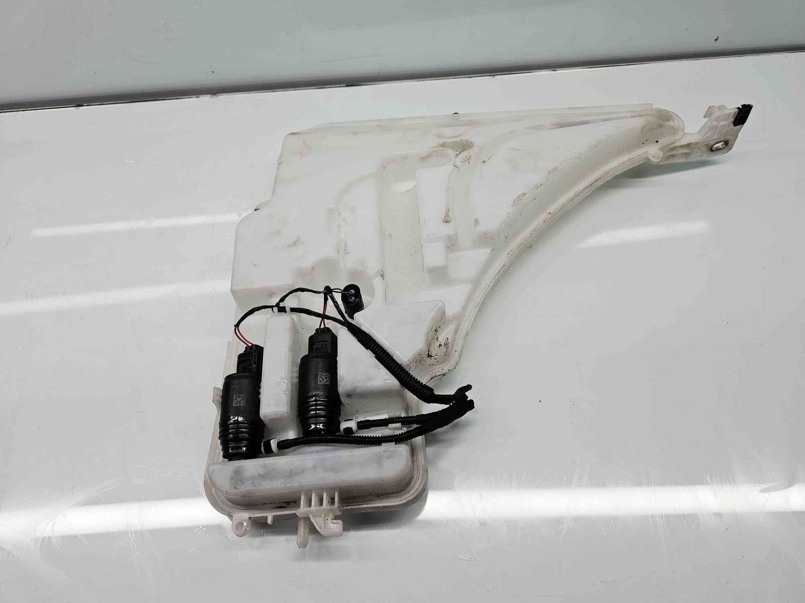 Vas lichid parbriz Bmw 1 (F20) Facelift [Fabr 2011-2017] 7241673 - imagine 4