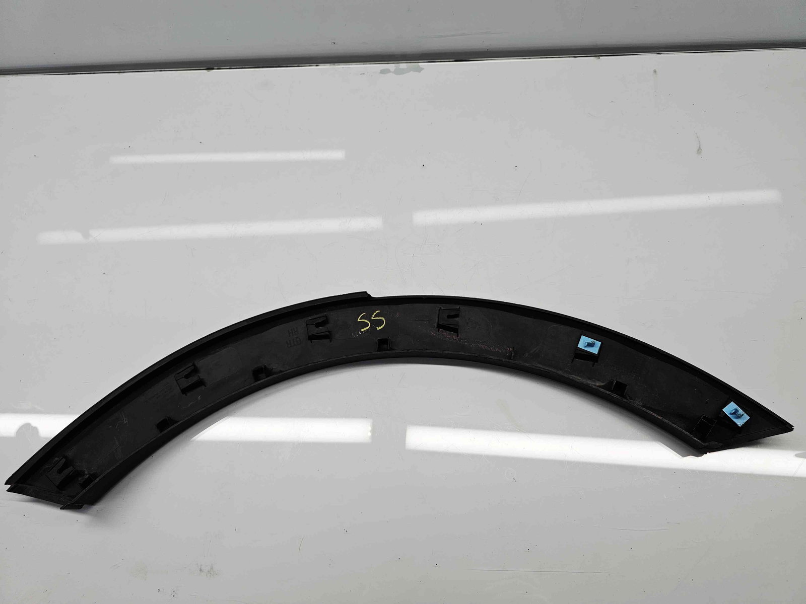 Ornament aripa stanga spate Kia Sportage III [Fabr 2010-2016] 87742-3U000 - imagine 3