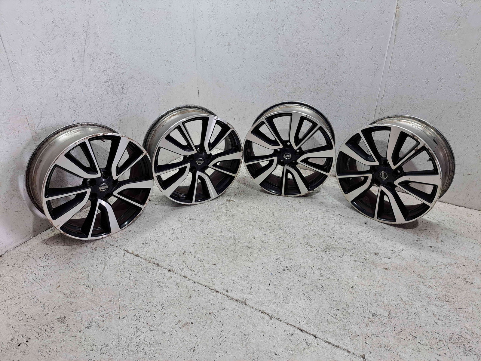 Set jante aliaj Nissan X-Trail (T32) [Fabr 2013-prezent] 5X114.3, R19