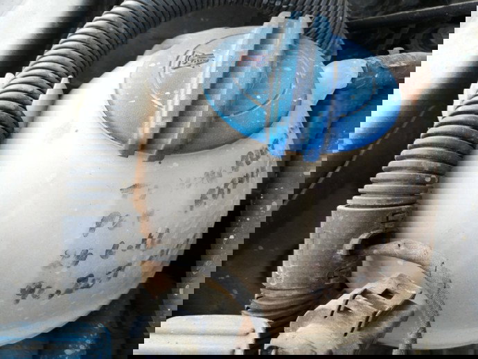 Vas lichid expansiune Volkswagen Passat B6 2.0 BKC OEM 2005-2010