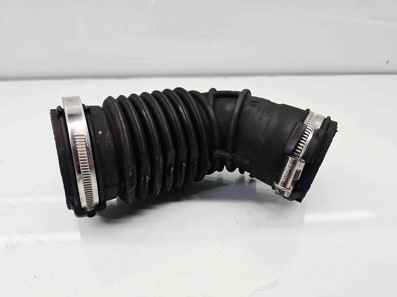 Tub admisie aer Renault Captur (X87) [Fabr 2013-2017] 165758885R 1.5 dCi K9K608 66KW / 90CP - imagine 1