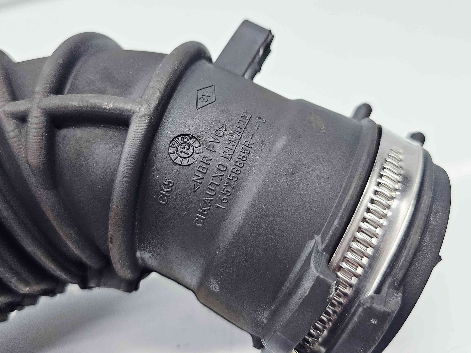 Tub admisie aer Renault Captur (X87) [Fabr 2013-2017] 165758885R 1.5 dCi K9K608 66KW / 90CP - imagine 2