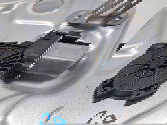 Macara electrica geam dreapta fata Nissan Qashqai Facelift (2) [Fabr 2009-2013] OEM