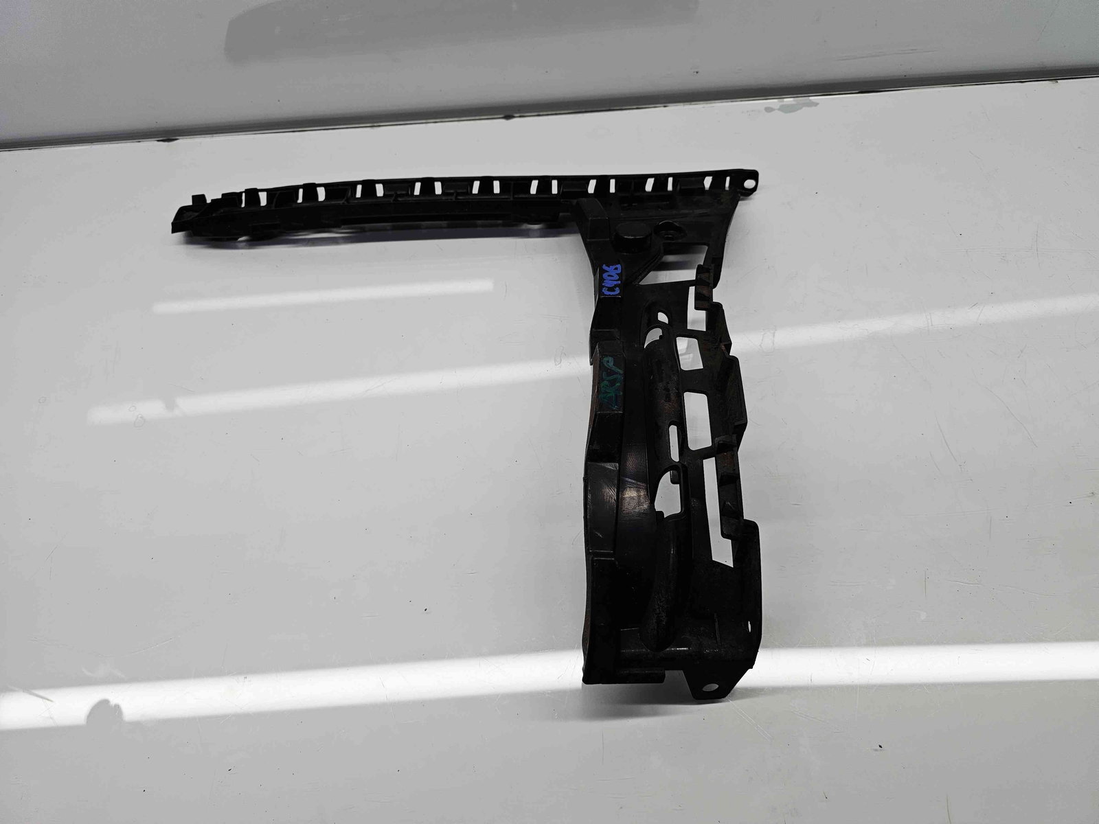 Suport bara dreapta spate Mercedes Clasa C Combi (S205) [Fabr 2015-prezent] A2058800430 - imagine 1