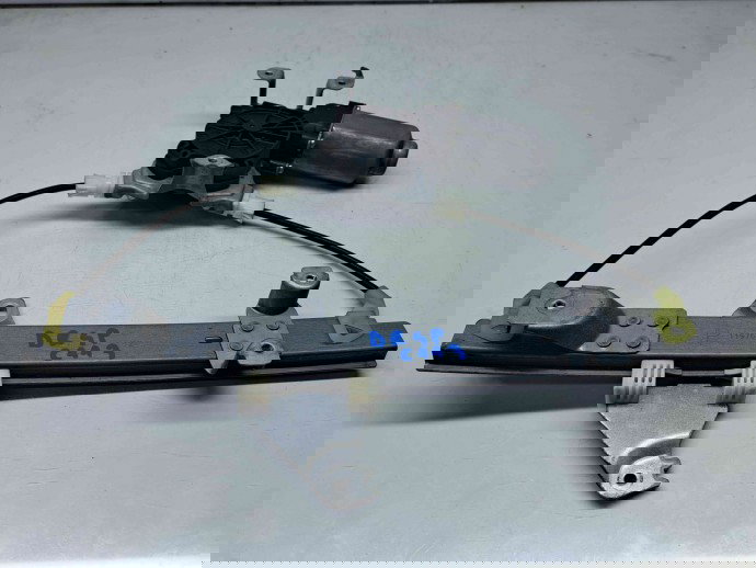 Macara electrica geam dreapta spate Nissan Qashqai Facelift (2) [Fabr 2009-2013] 402190A