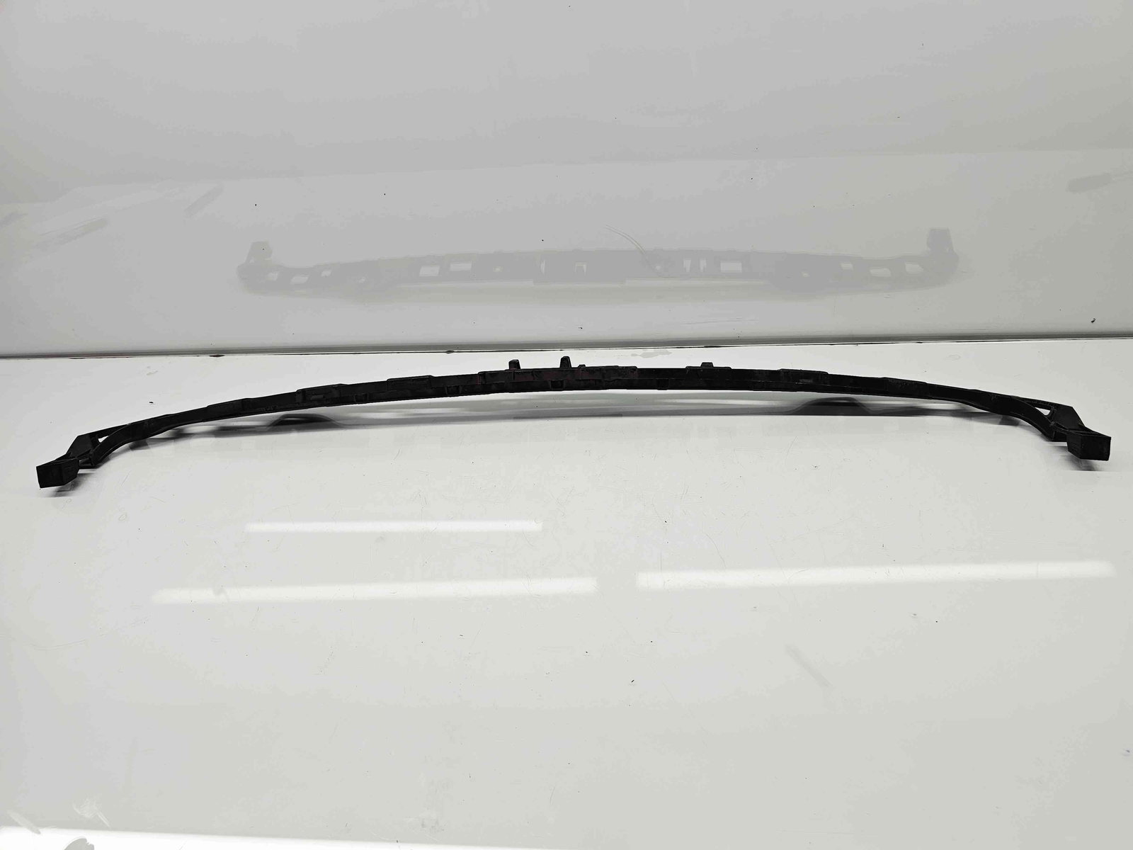 Suport central bara spate Volkswagen Golf 6 (5K1) [Fabr 2009-2013] 5K6807863