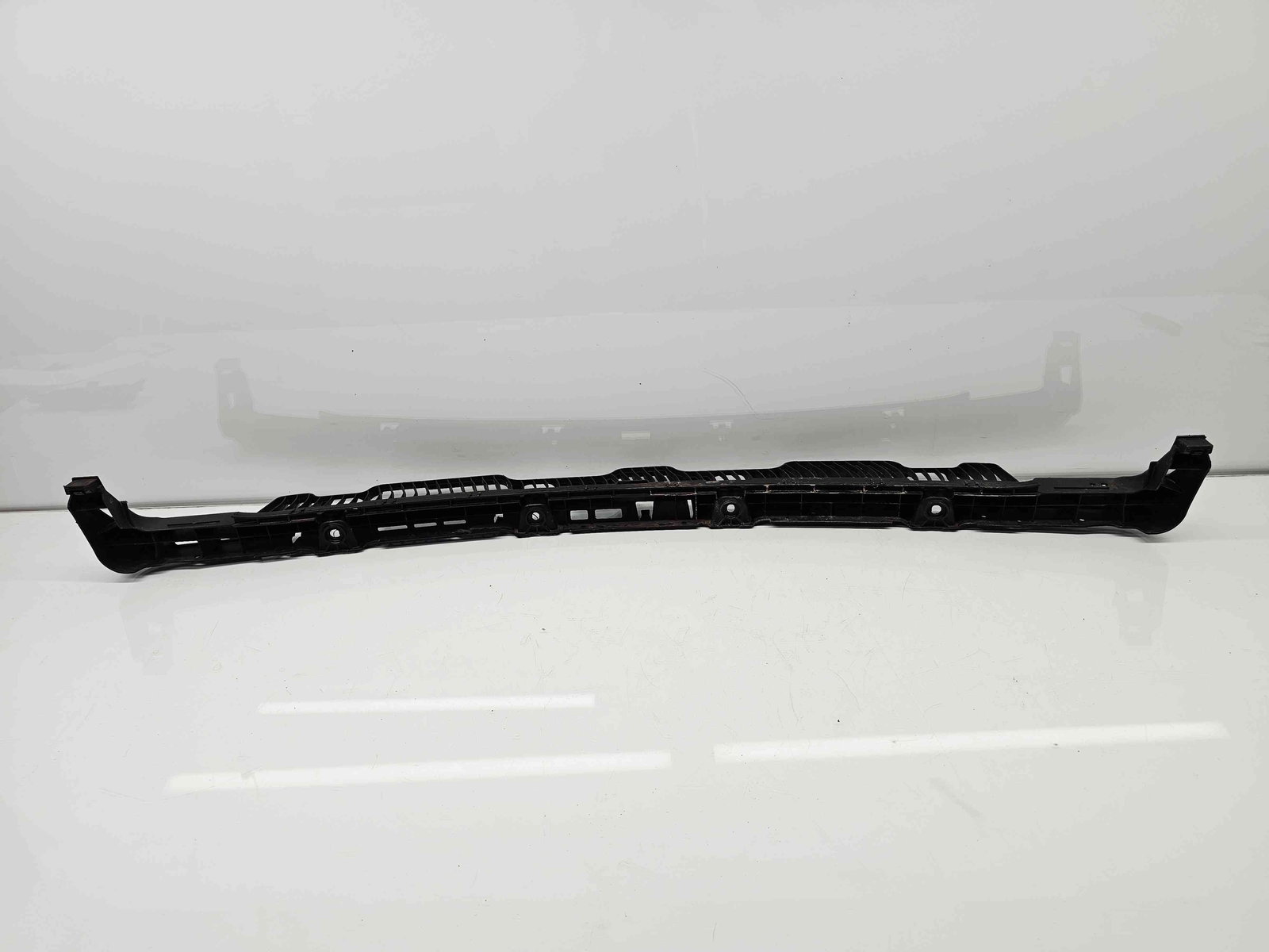 Suport central bara spate Volkswagen Golf 7 (5G) [Fabr 2014-prezent] 5G6807863