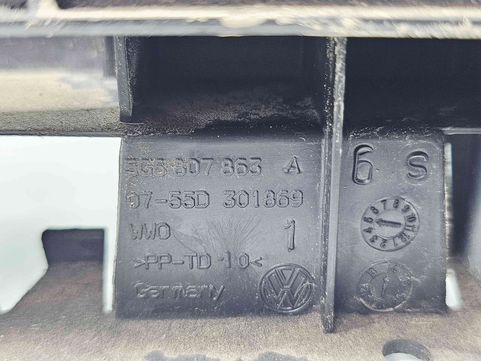 Suport central bara spate Volkswagen Golf 7 (5G) [Fabr 2014-prezent] 5G6807863 - imagine 3