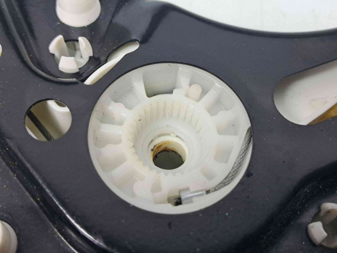 Macara electrica geam stanga fata Mercedes Clasa E (W211) [Fabr 2002-2009] A2117200146