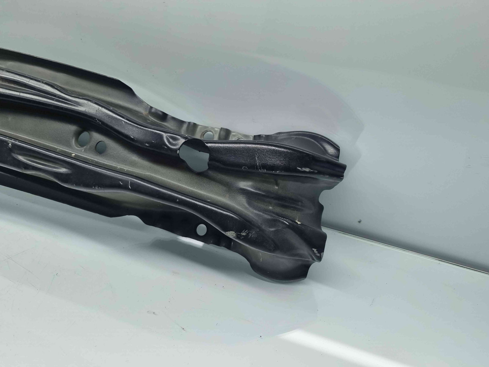 Armatura bara spate Volvo V40 II Facelift [Fabr 2013-2019] OEM - imagine 2
