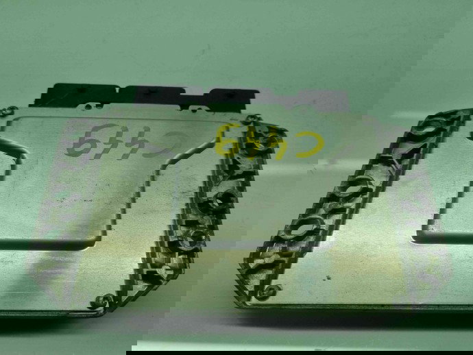 Calculator motor ECU Renault Megane 3 (B95) [Fabr 2008-2016] 237100131R 1.6 Benz K4M858 81KW / 110CP