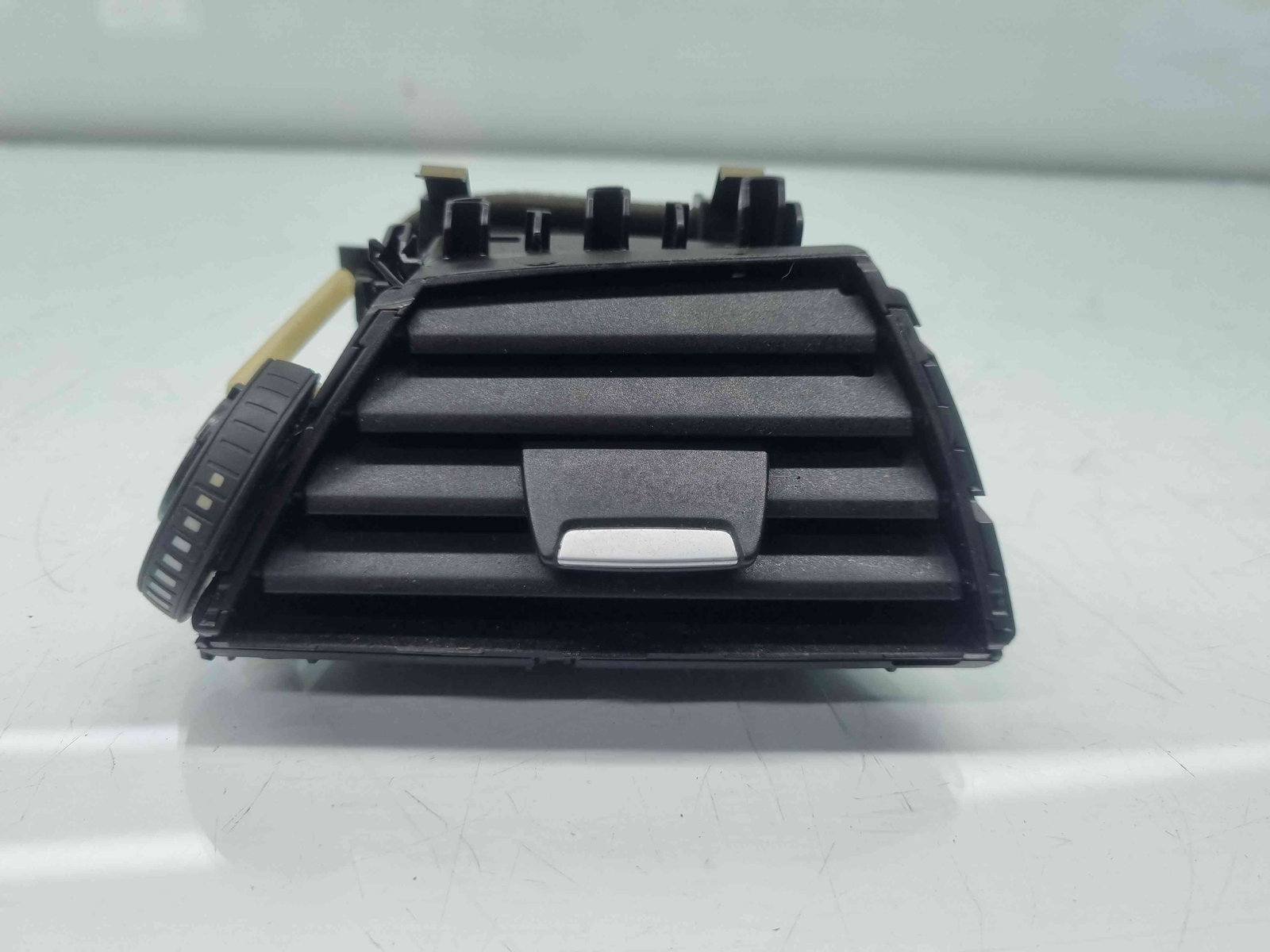 Grila aerisire dreapta Bmw 1 (F20) Facelift [Fabr 2011-2017] 9205356-07 - imagine 1