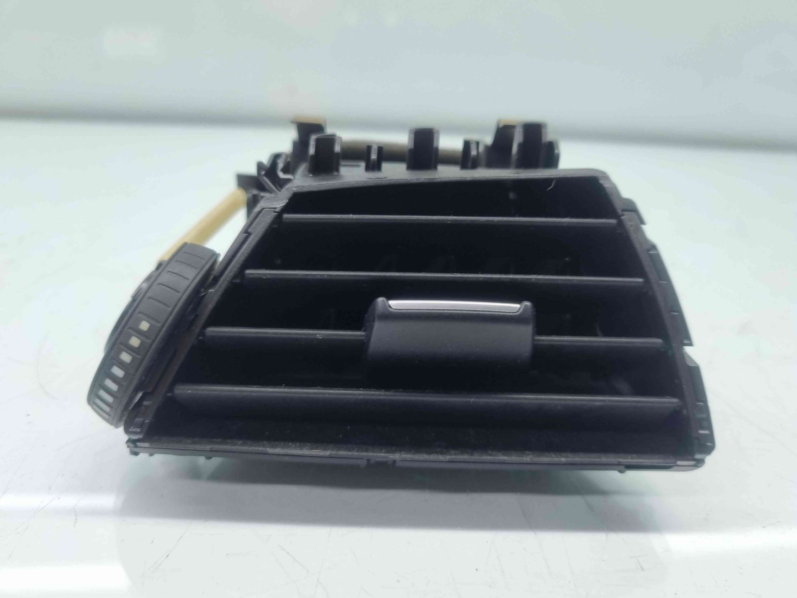 Grila aerisire dreapta Bmw 1 (F20) Facelift [Fabr 2011-2017] 9205356-07 - imagine 2