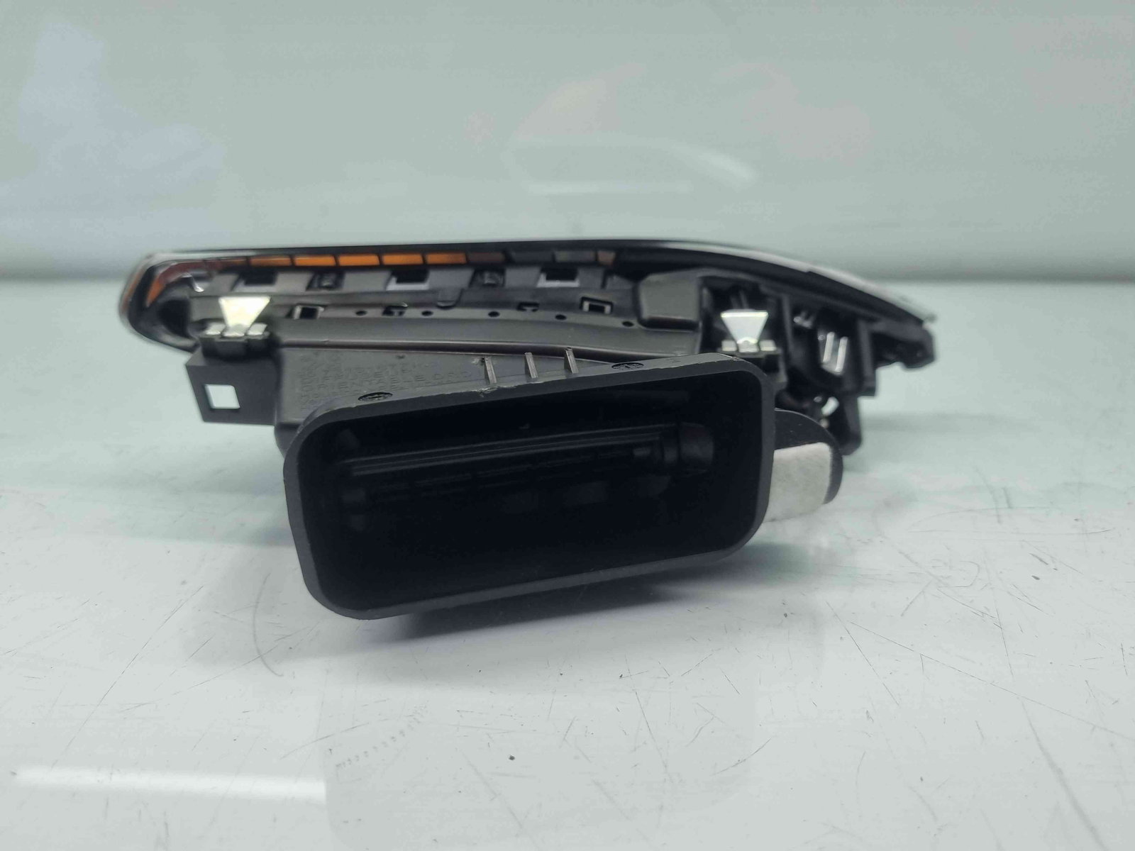 Grila aerisire stanga Peugeot 2008 [Fabr 2013-prezent] 9633131777 - imagine 4