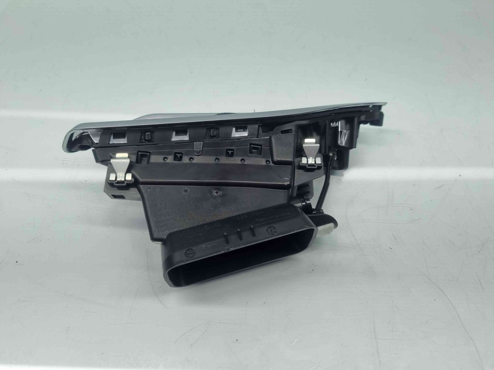 Grila aerisire stanga Peugeot 2008 [Fabr 2013-prezent] 9633131777 - imagine 5