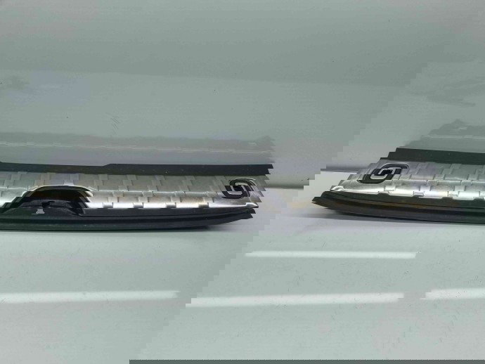 Ornament portbagaj Peugeot 2008 [Fabr 2013-prezent] 9801438577