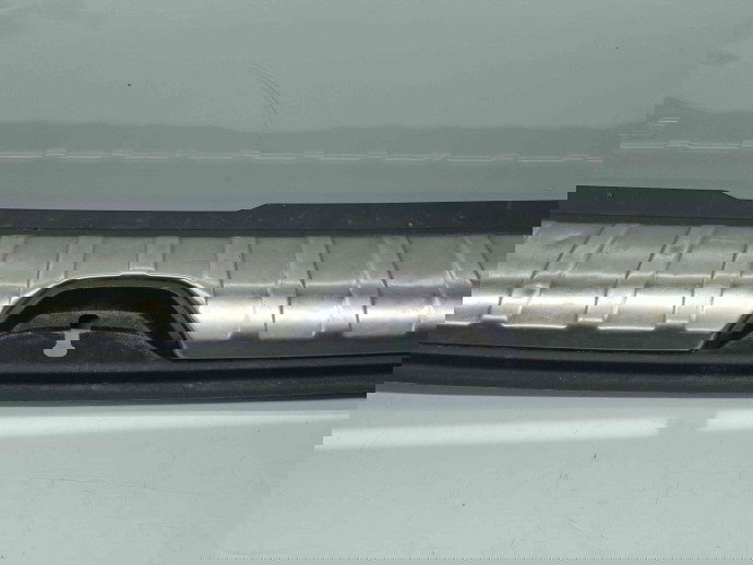 Ornament portbagaj Peugeot 2008 [Fabr 2013-prezent] 9801438577