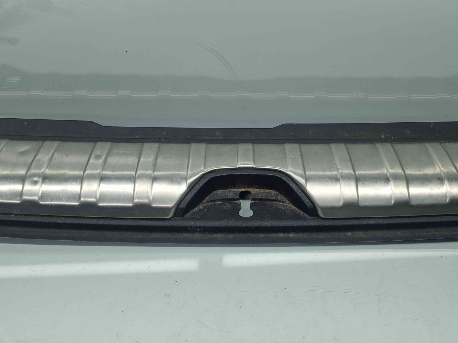 Ornament portbagaj Peugeot 2008 [Fabr 2013-prezent] 9801438577 - imagine 4