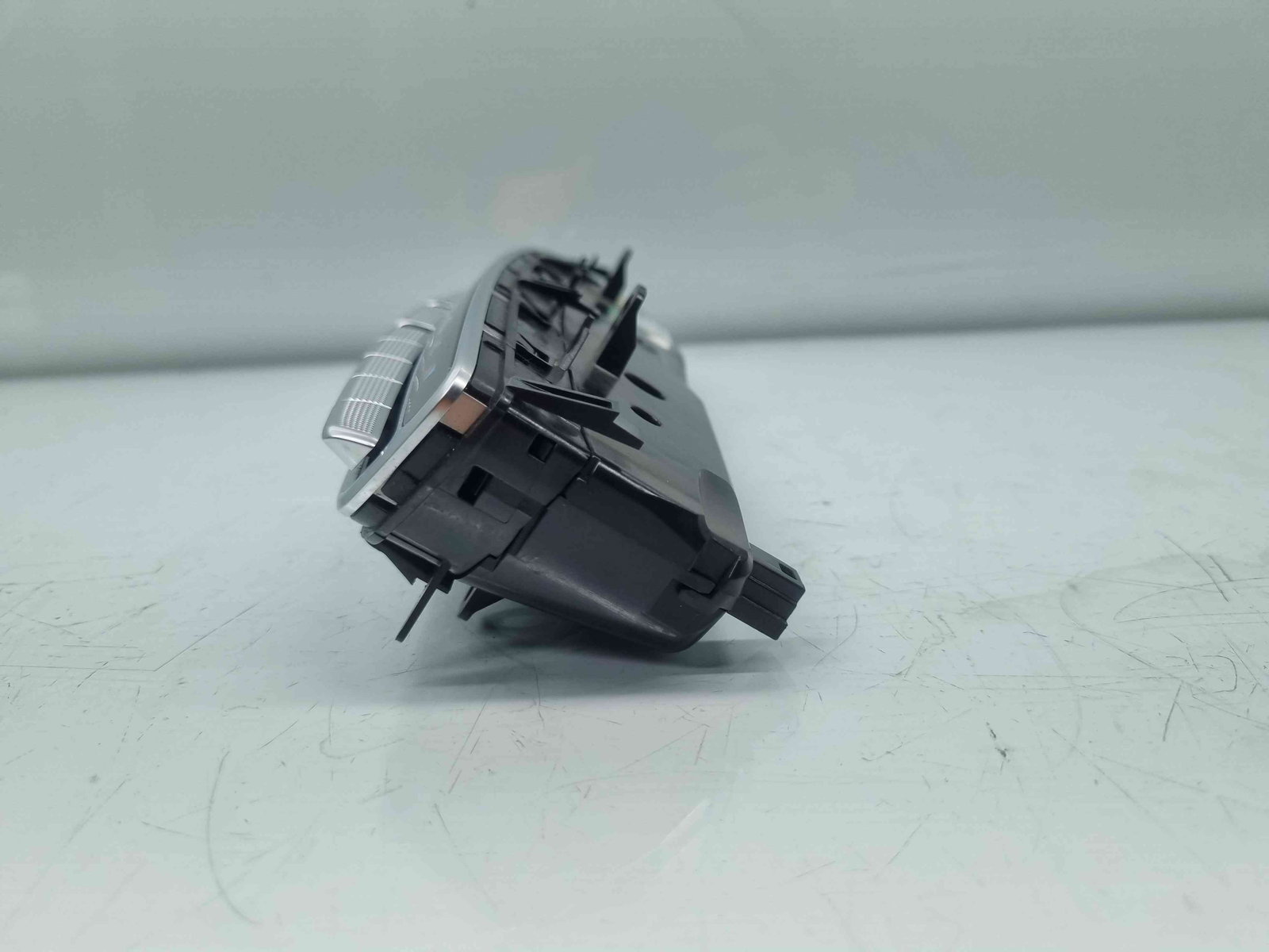 Panou comanda clima Mercedes Clasa C Combi (S205) [Fabr 2015-prezent] A2059058813 - imagine 7