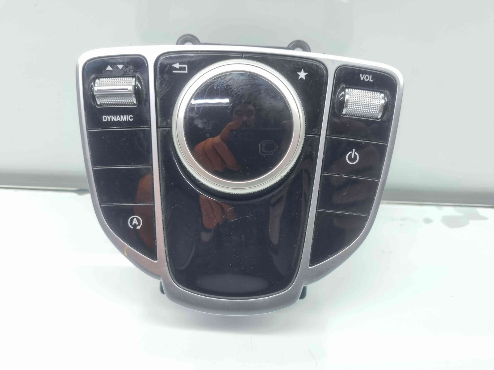 Panou media Mercedes Clasa C Combi (S205) [Fabr 2015-prezent] A2059006115 / A2059056307 / A2059059306 - imagine 1