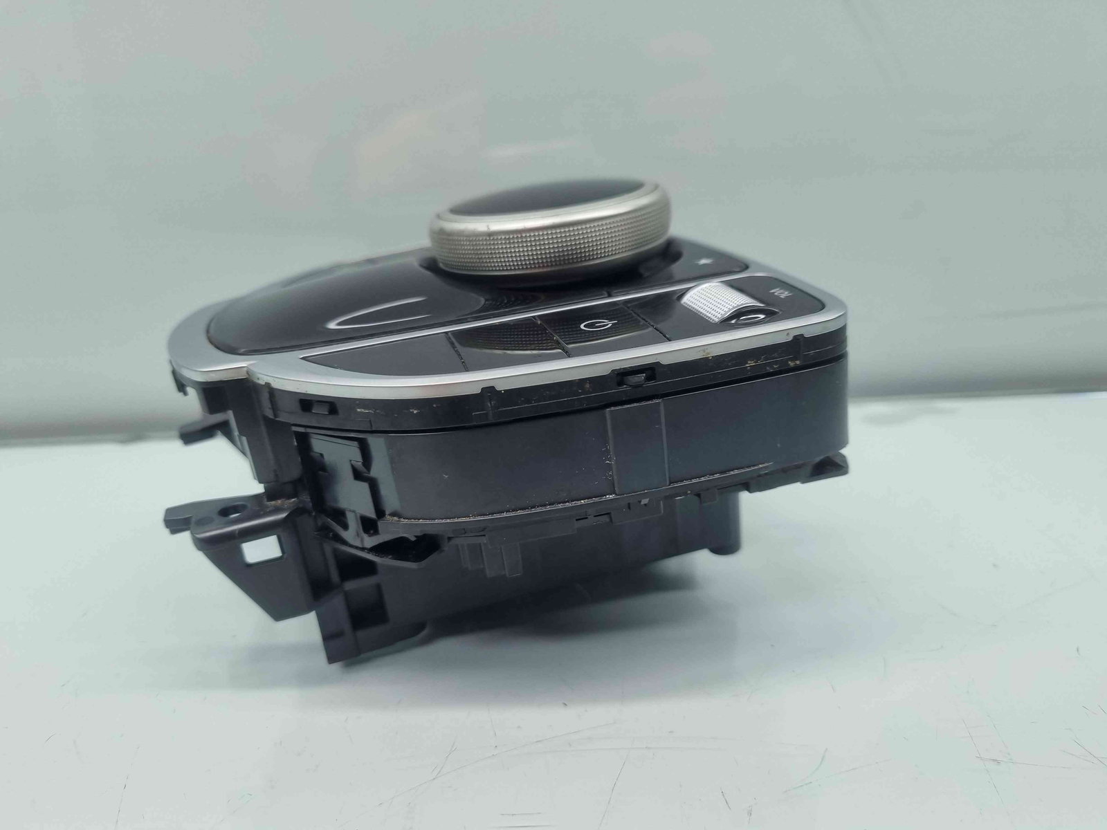 Panou media Mercedes Clasa C Combi (S205) [Fabr 2015-prezent] A2059006115 / A2059056307 / A2059059306 - imagine 7