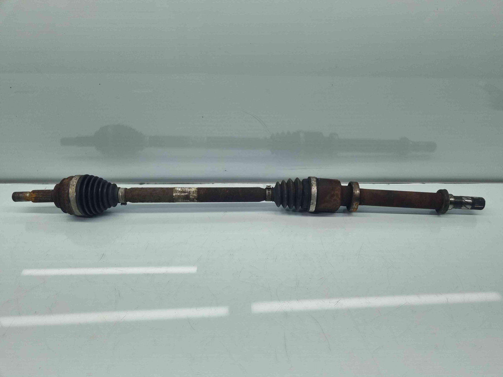 Planetara dreapta fata Renault Clio 4 (B98) Hatchback [Fabr 2012-2020] 391000926R 1.2 B D4F740 55KW / 75CP