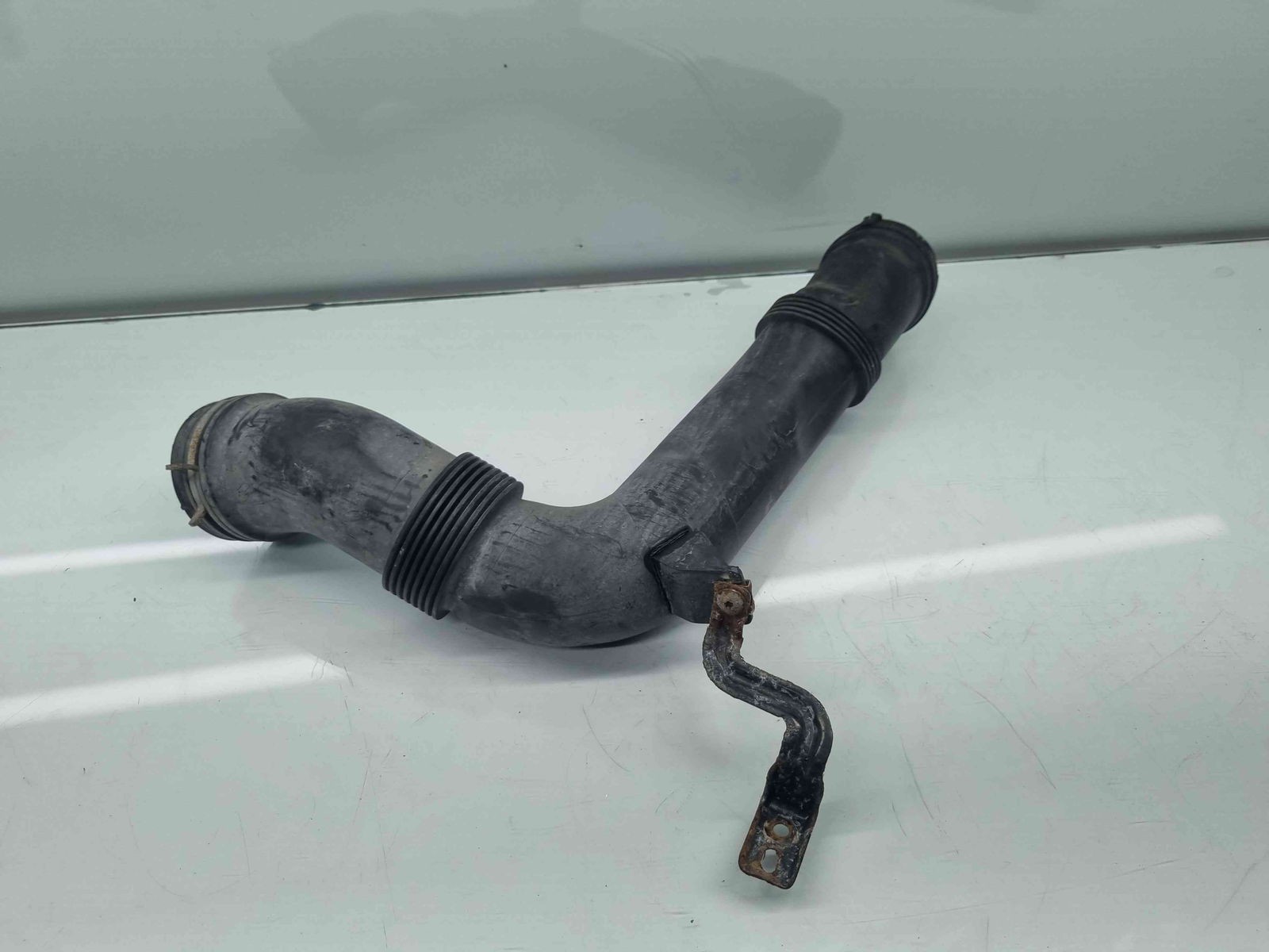 Tub admisie aer Volkswagen Golf 6 (5K1) [Fabr 2009-2013] 1K0129618AJ 1.6 Benz BSE 75KW / 102CP - imagine 3