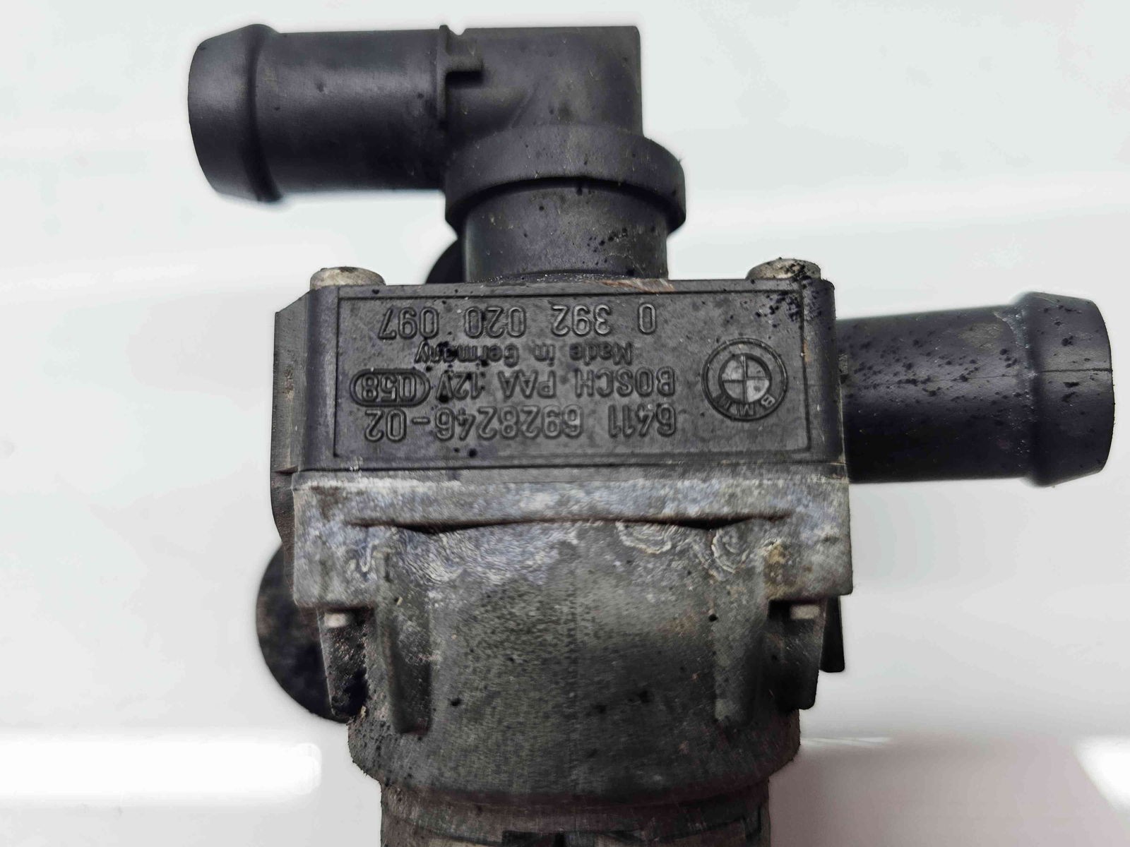 Pompa recirculare apa Bmw 1 (E81, E87) [Fabr 2004-2010] 6928246 2.0 N47D 105KW / 143CP - imagine 4