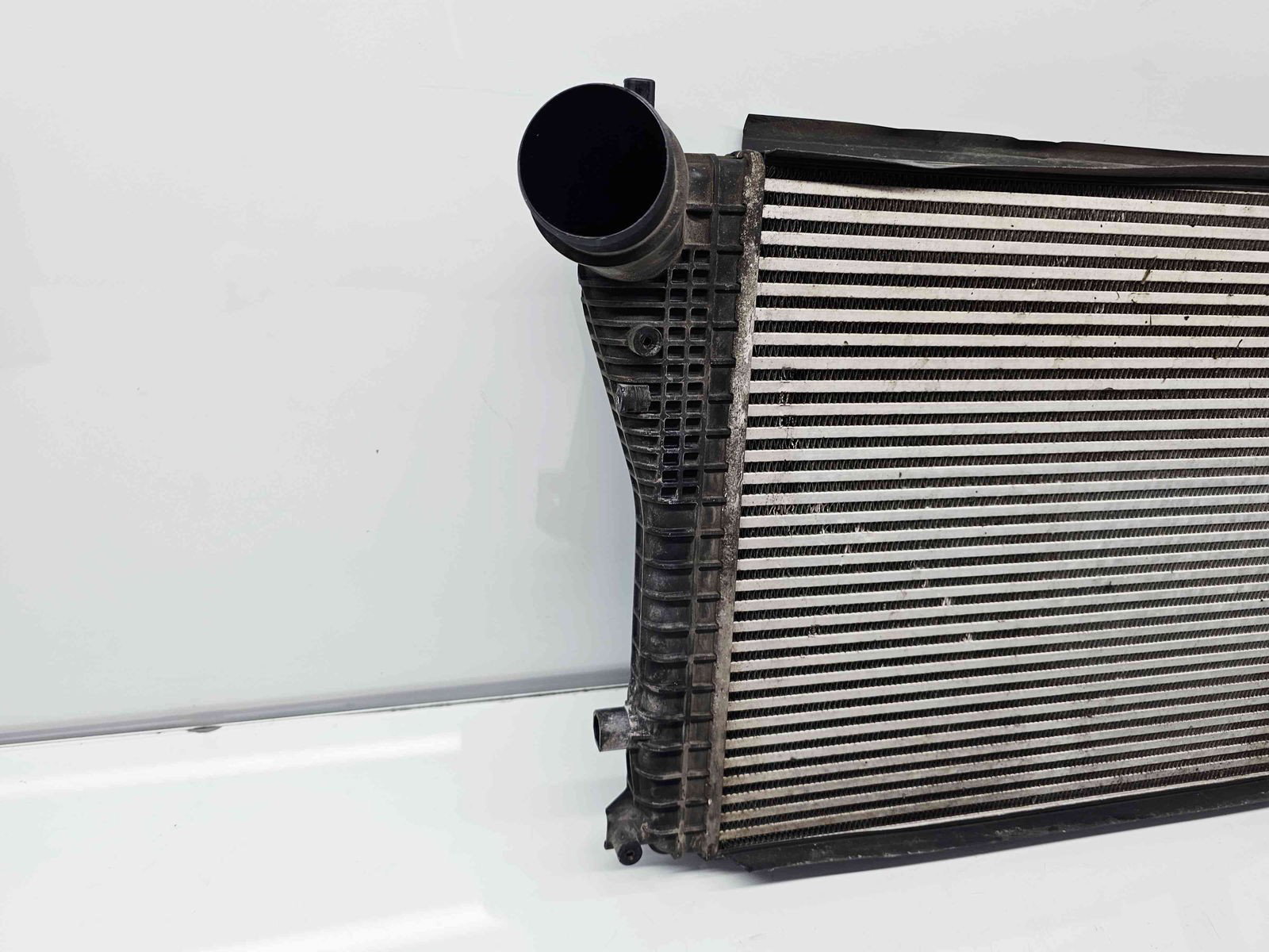 Radiator intercooler Volkswagen Caddy 3 (2KA, 2KH) [Fabr 2004-2009] 1K0145803AJ 2.0 TDI CBBB 125KW / 170CP - imagine 6