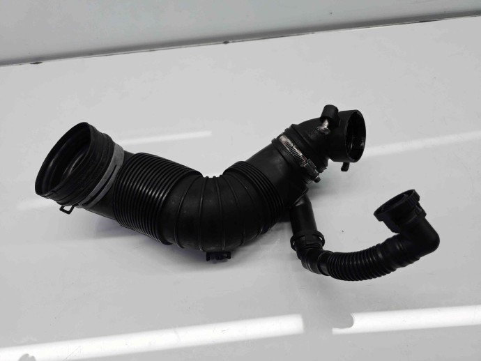 Tub admisie aer  Volkswagen Tiguan (5N) [Fabr 2007-2016] 3C0129654P 2.0 TDI CBBB 125KW / 170CP