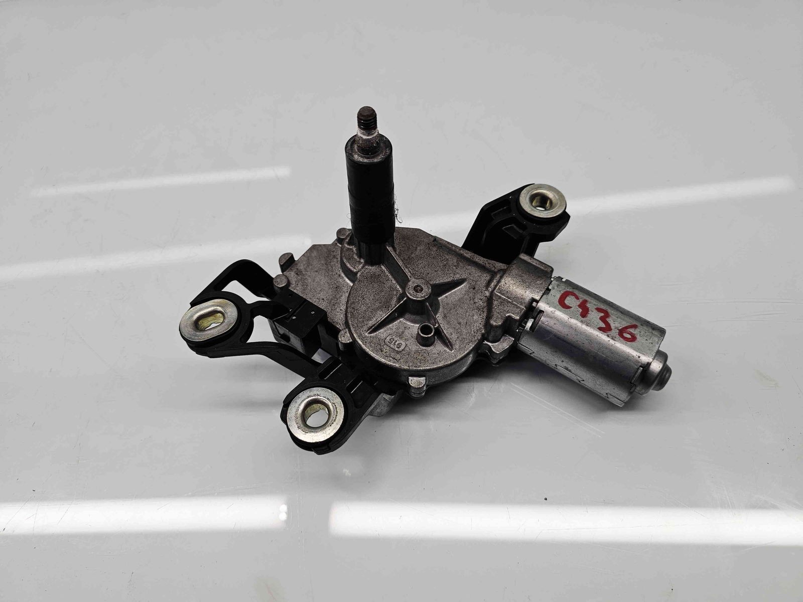 Motoras stergator haion Volkswagen Polo (6R) [Fabr 2009-2016] 5K6955711B - imagine 4