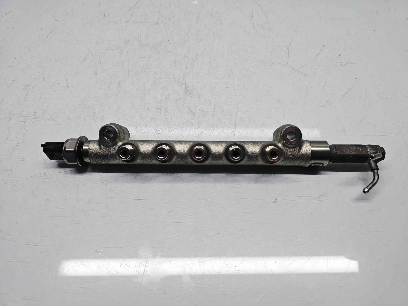 Rampa injectoare Opel Mokka [Fabr 2012-2019] 55570022 1.6 cdti B16DTL 81KW / 110CP - imagine 1